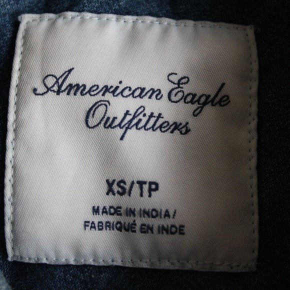 Chambray Denim Button Down Shirt - Picture 5 of 7